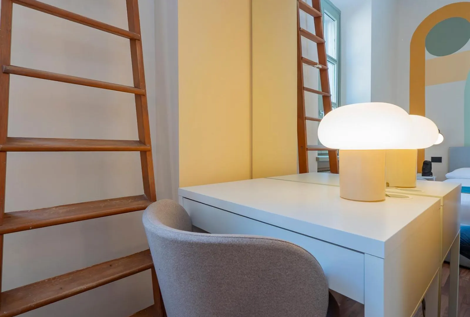 Xenia Apartments - Renovated Two-Room Apartment In Sant'Ambrogio Milaan Italië