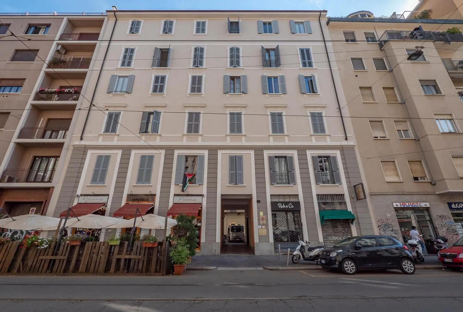 Xenia Apartments - Renovated Two-Room Apartment In Sant'Ambrogio Μιλάνο 0*,  Ιταλία